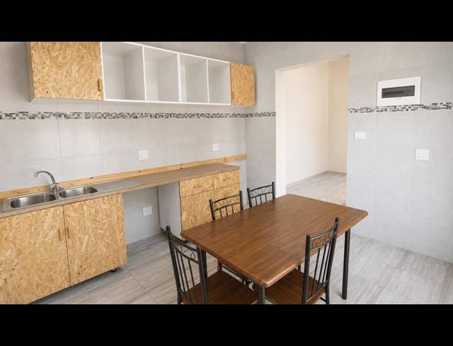 4 BEDROOM HOUSE FOR SALE IN HAYFIELDS